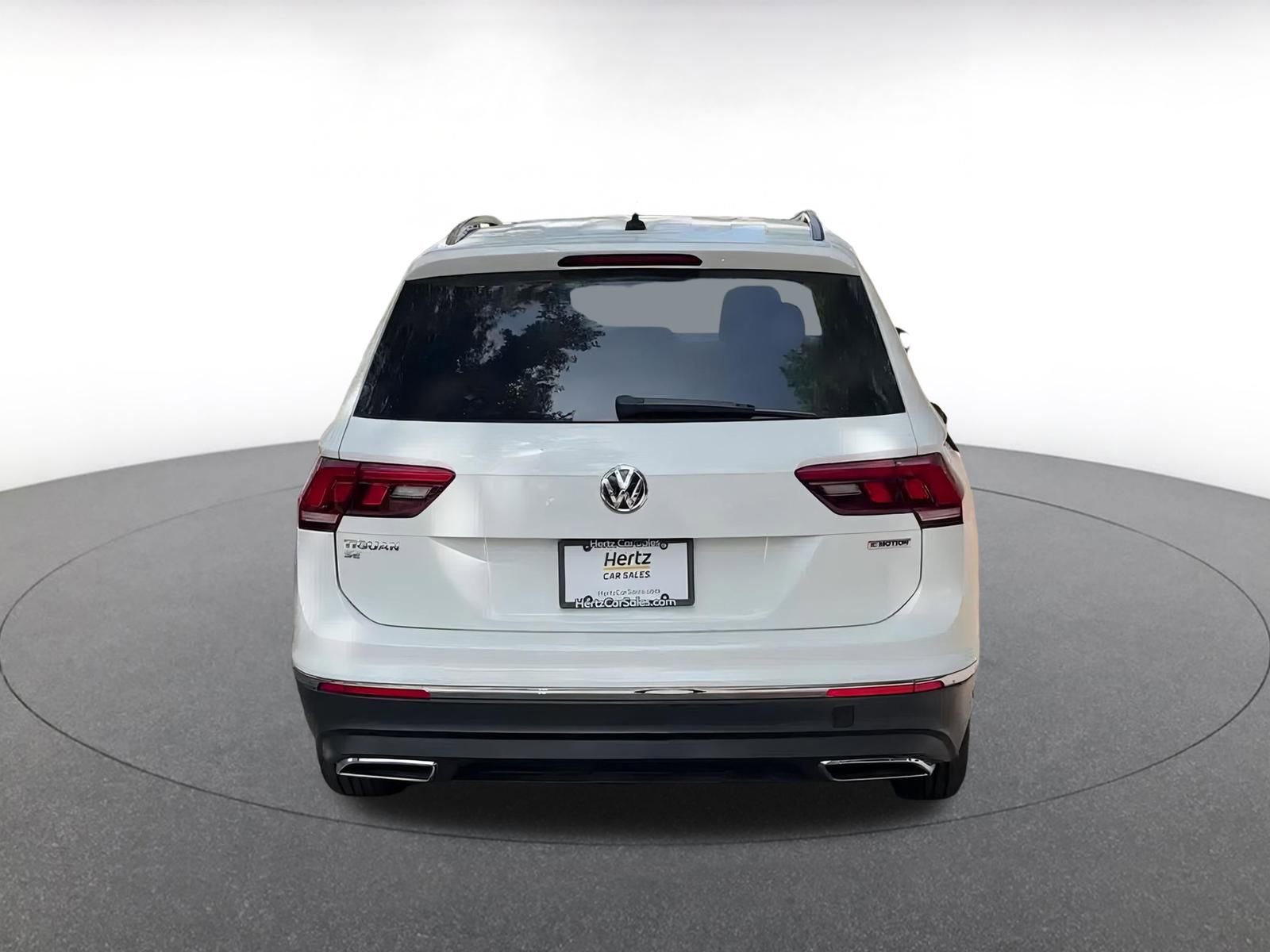 Thumbnail: 2021 Volkswagen Tiguan - 12