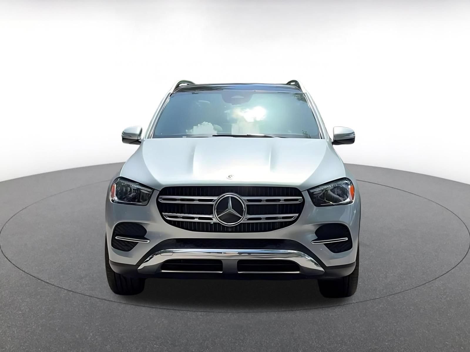 Thumbnail: 2026 Mercedes-Benz GLE - 4