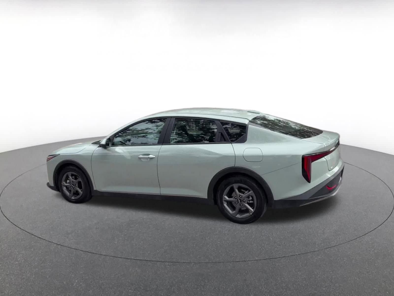 Thumbnail: 2025 Kia K4 - 10