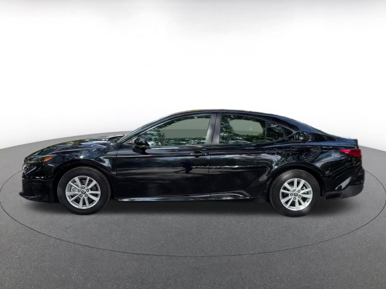 Thumbnail: 2025 Toyota Camry - 9