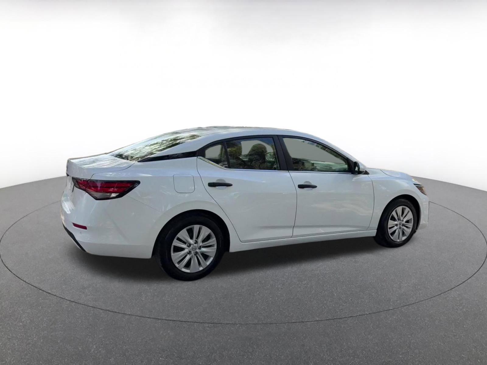 Thumbnail: 2025 Nissan Sentra - 15