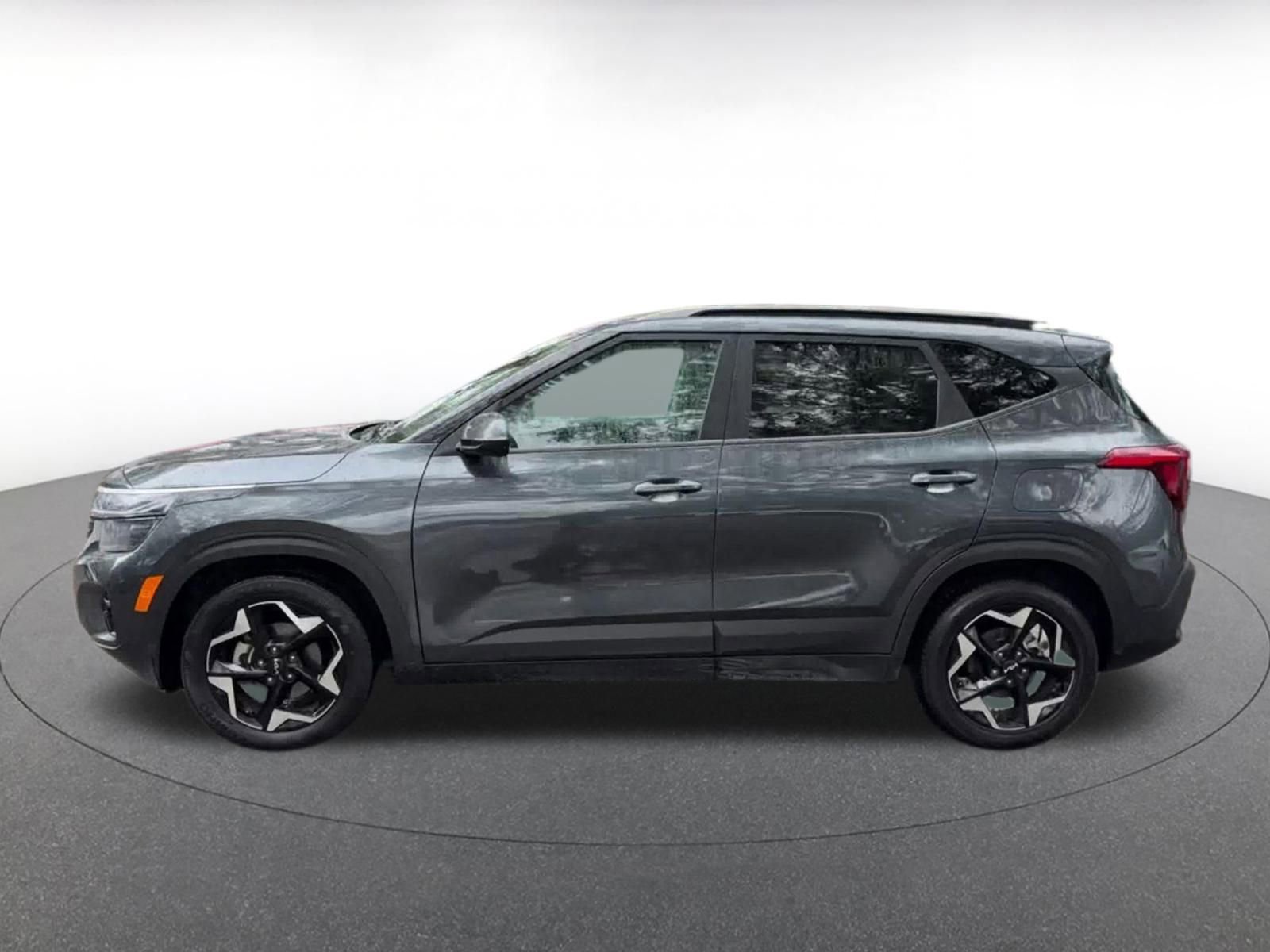 Thumbnail: 2025 Kia Seltos - 9