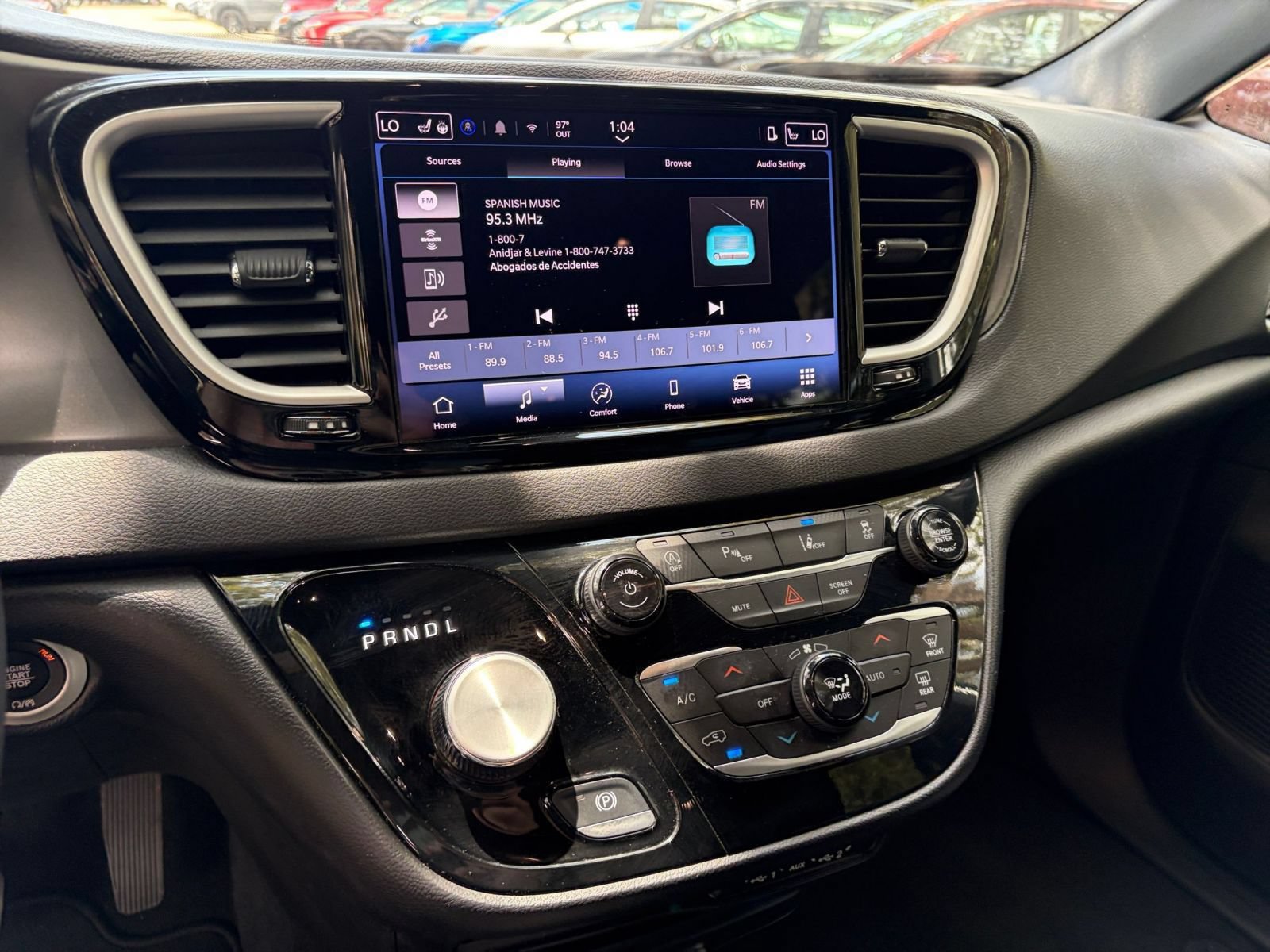 Thumbnail: 2025 Chrysler Pacifica - 17