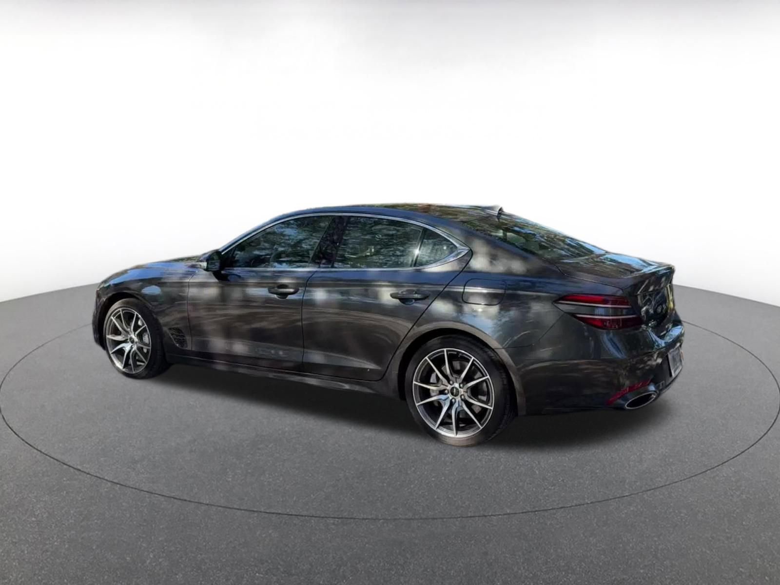 Thumbnail: 2025 Genesis G70 - 10