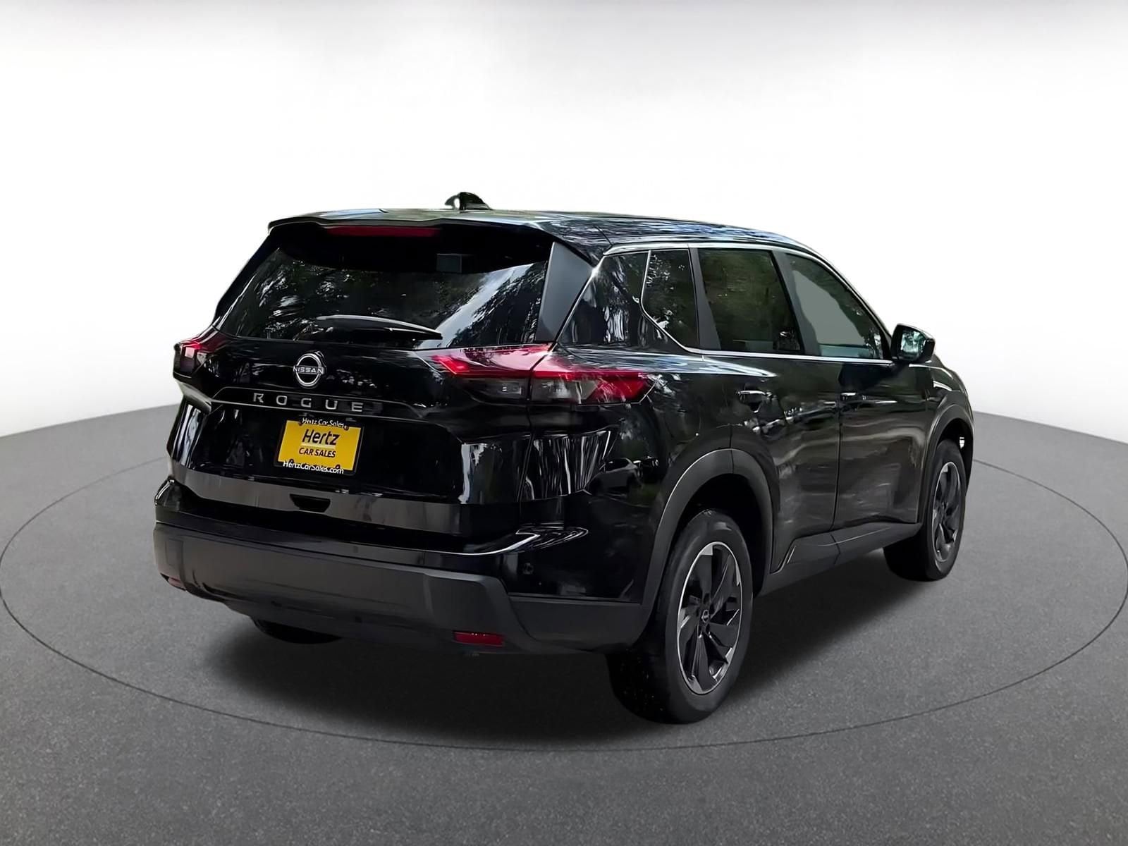 Thumbnail: 2025 Nissan Rogue - 14