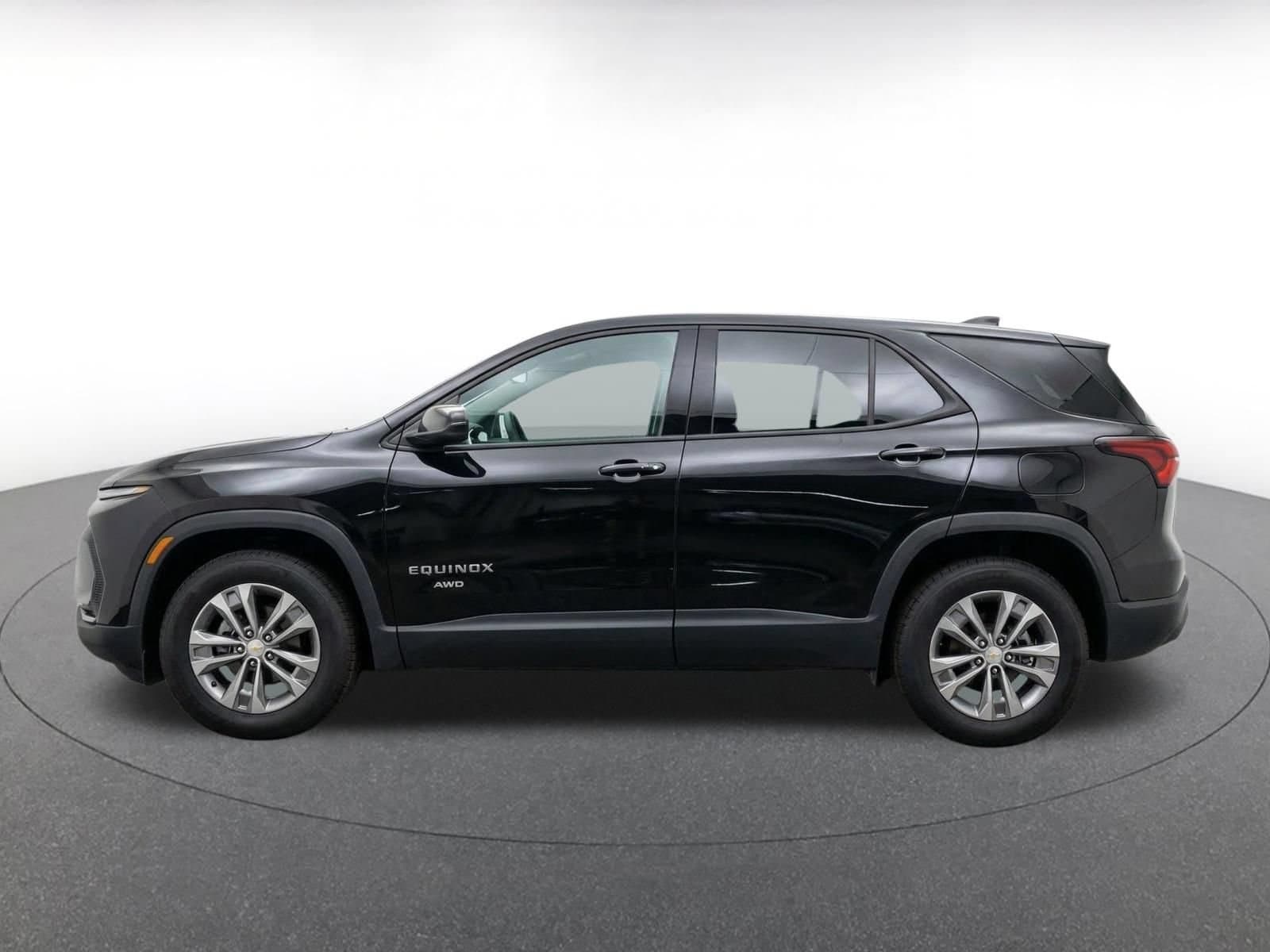 Thumbnail: 2025 Chevrolet Equinox - 4