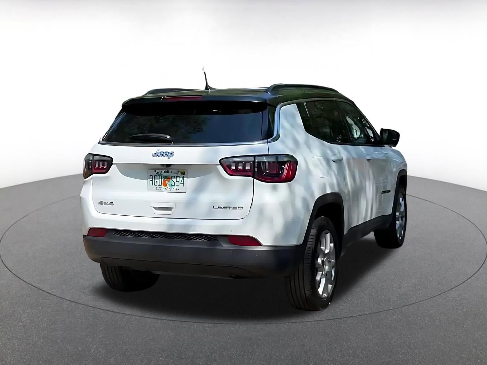 Thumbnail: 2025 Jeep Compass - 15