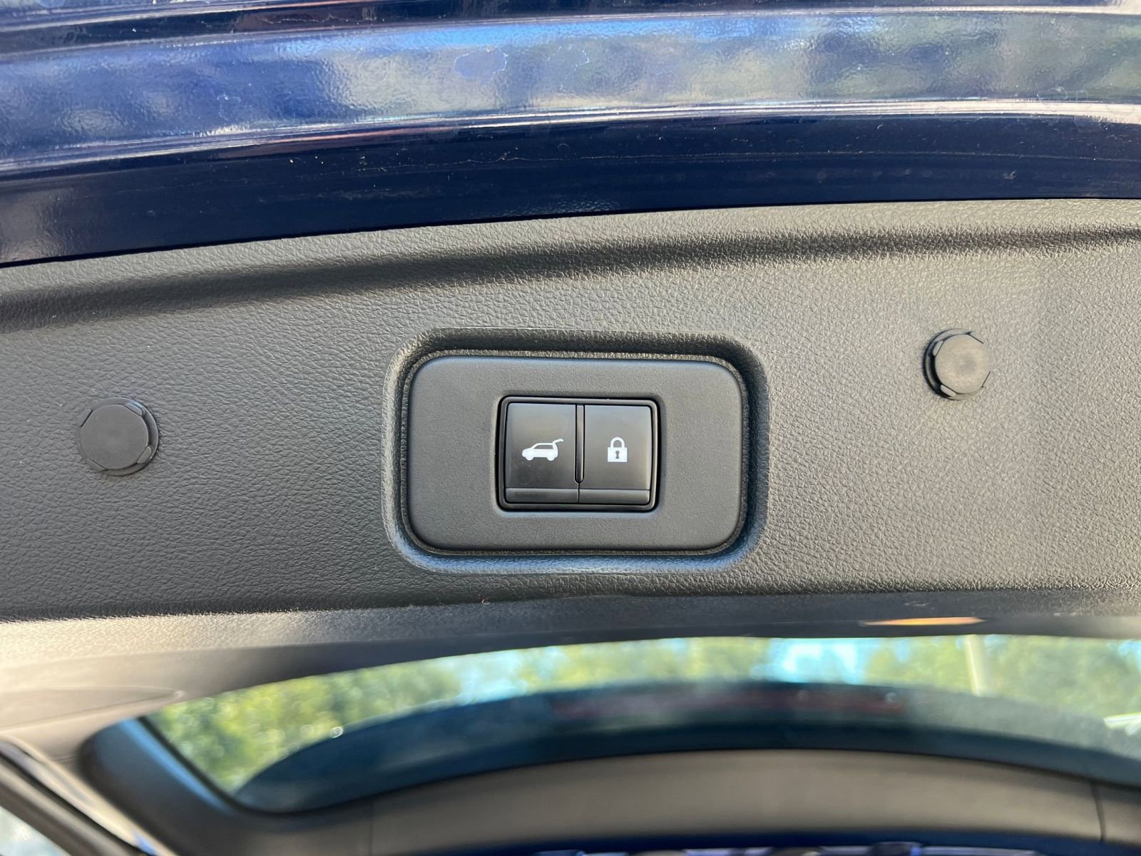 Thumbnail: 2025 Nissan Pathfinder - 25