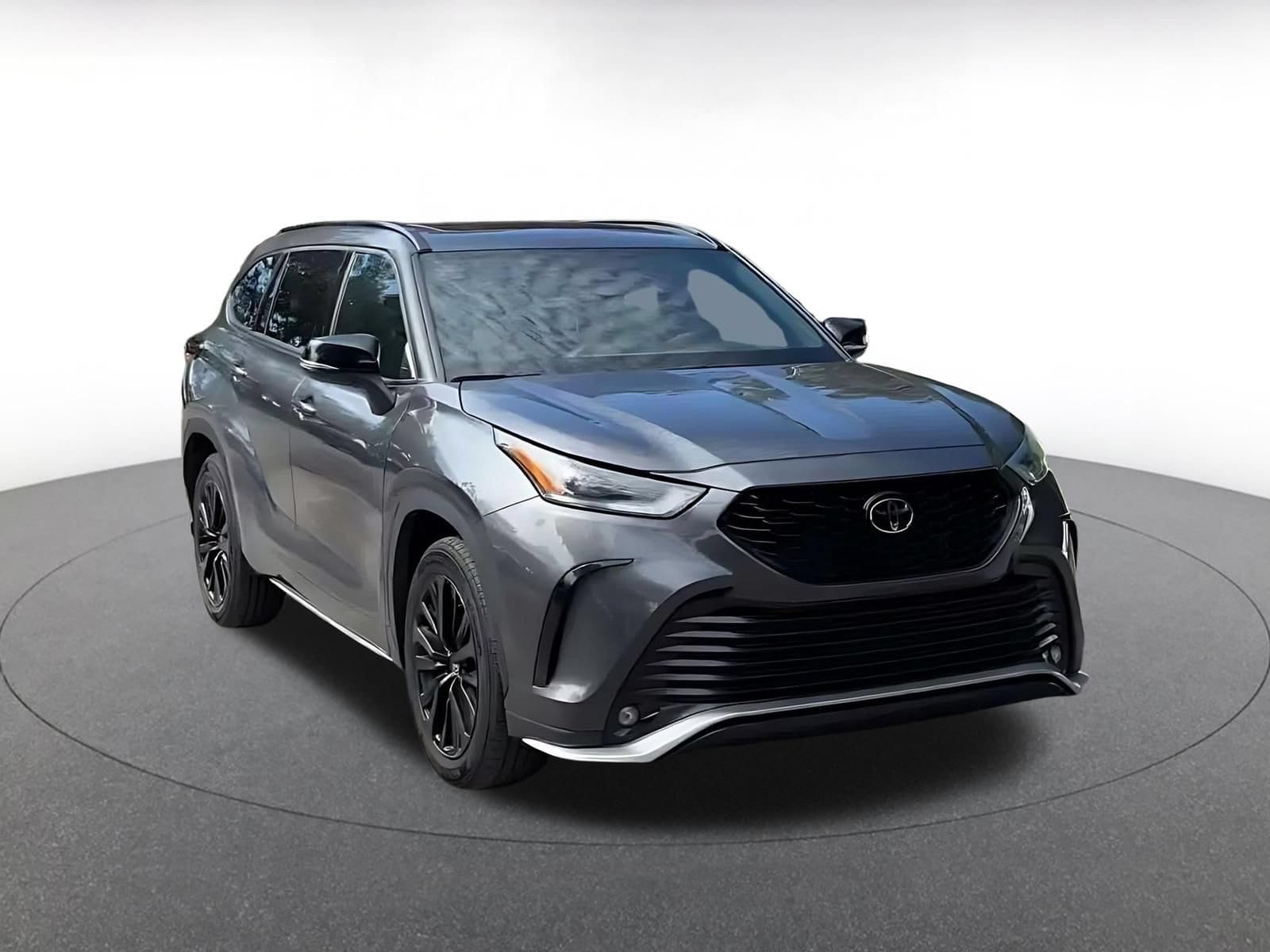 Thumbnail: 2025 Toyota Highlander - 3