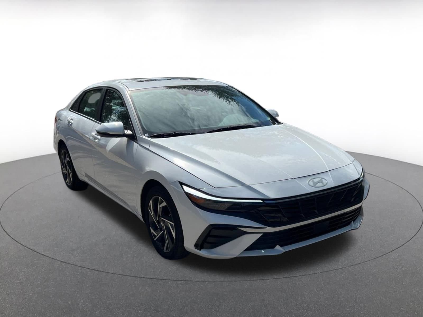 Thumbnail: 2025 Hyundai Elantra - 1