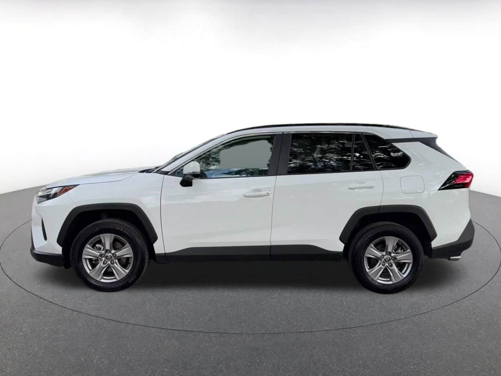 Thumbnail: 2025 Toyota RAV4 - 9