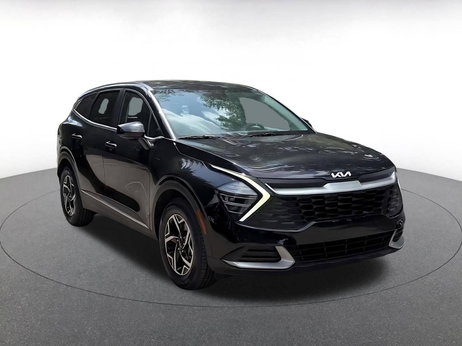 Thumbnail: 2025 Kia Sportage - 3