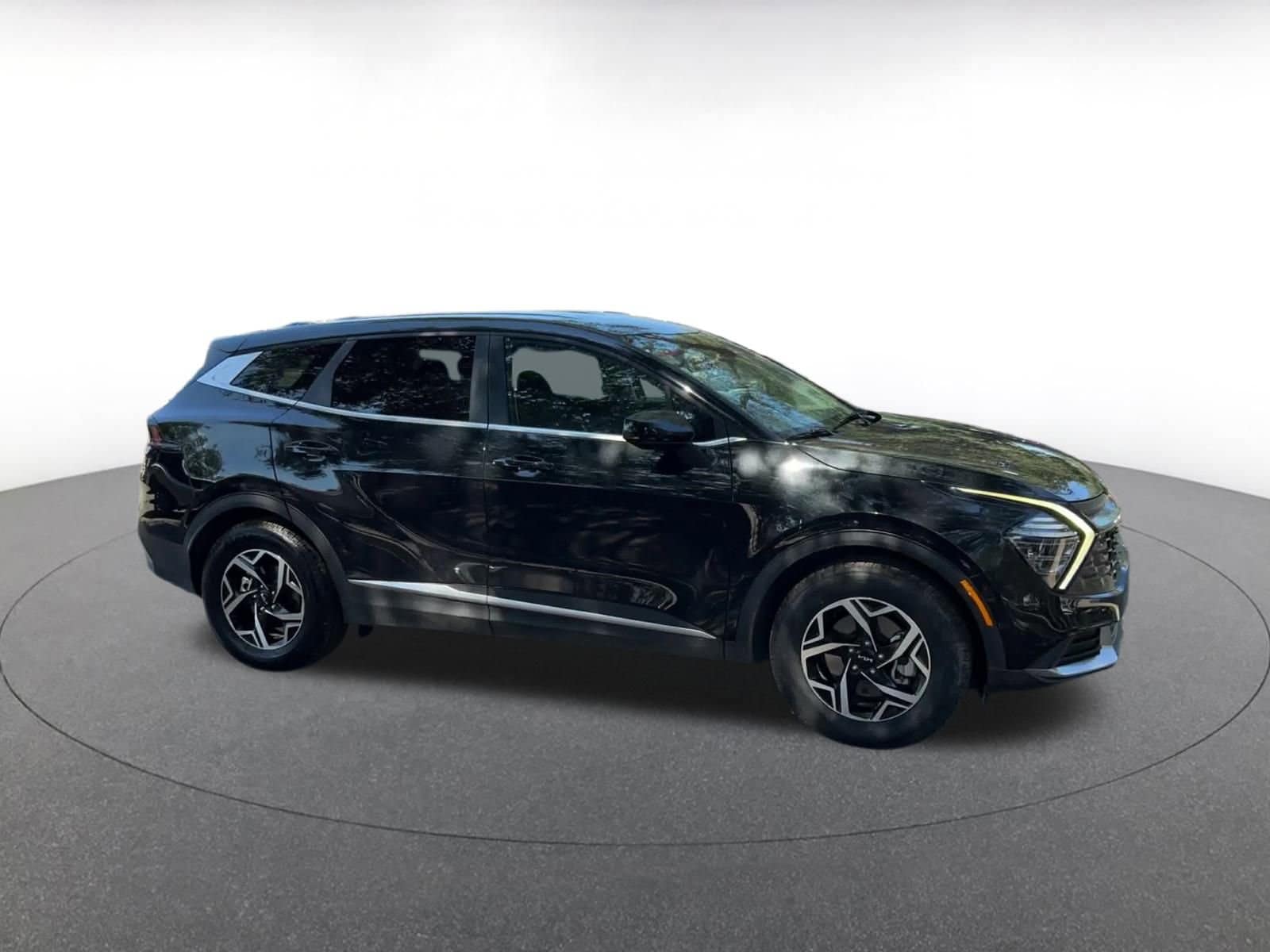 Thumbnail: 2024 Kia Sportage - 2