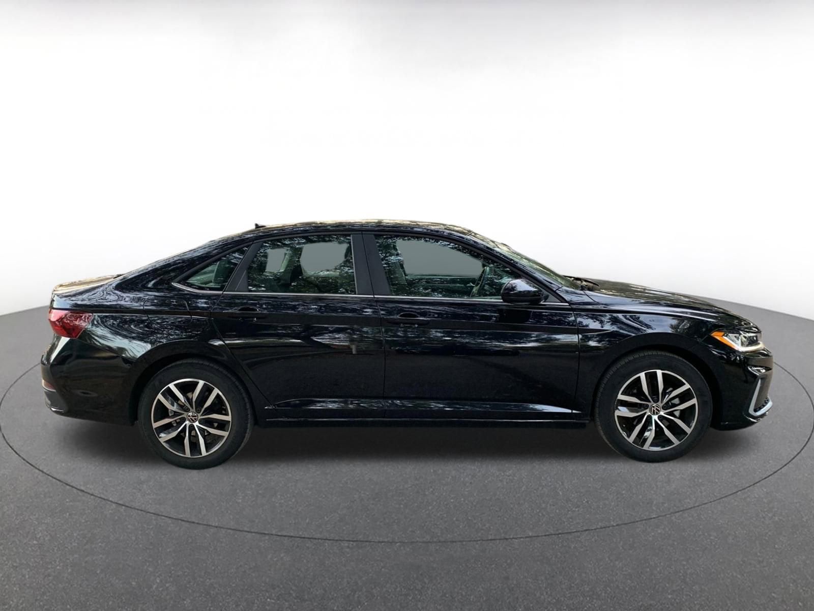 Thumbnail: 2025 Volkswagen Jetta - 8