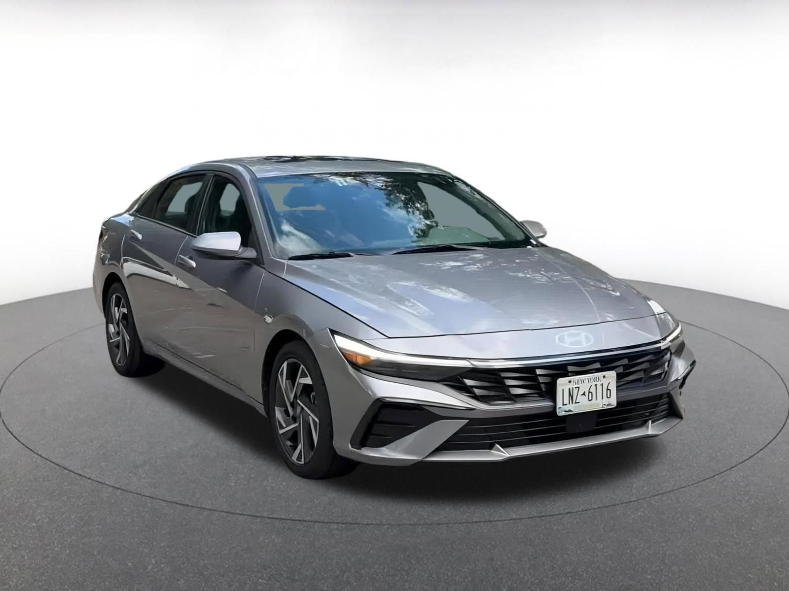 Thumbnail: 2025 Hyundai Elantra - 3