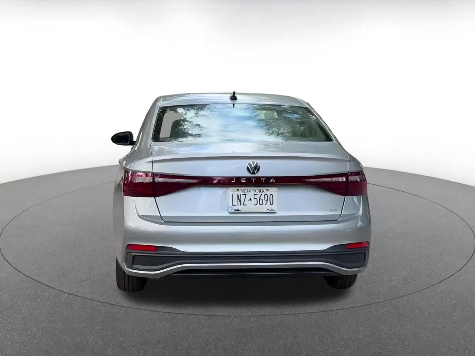 Thumbnail: 2025 Volkswagen Jetta - 12