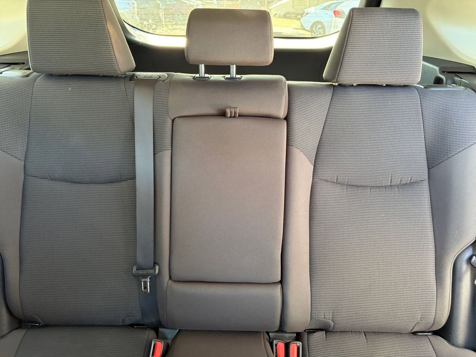 Thumbnail: 2025 Toyota RAV4 - 32