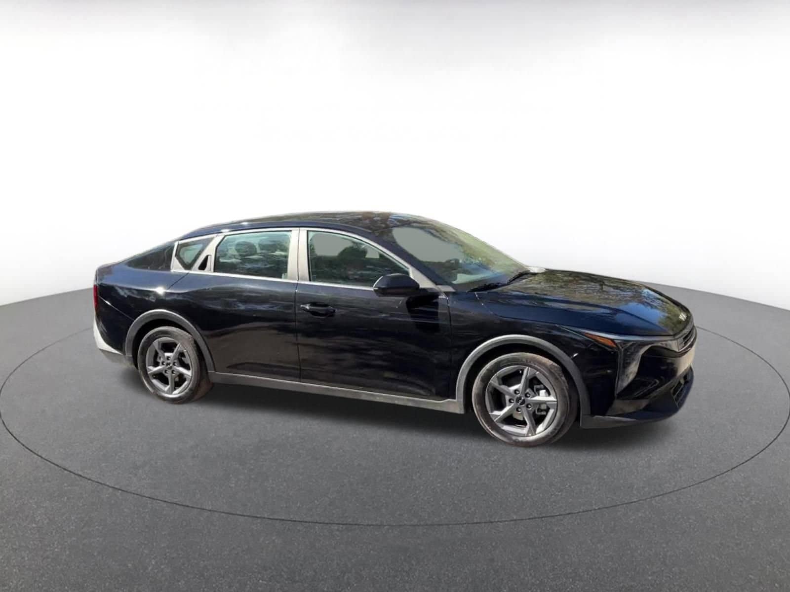 Thumbnail: 2025 Kia K4 - 2