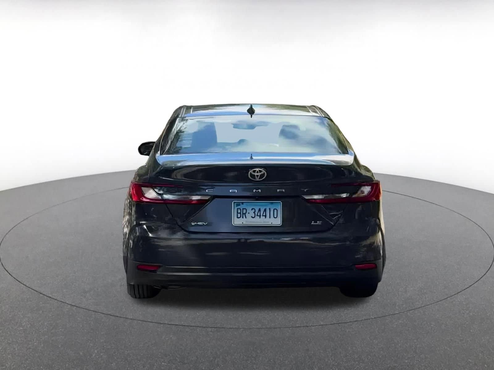 Thumbnail: 2025 Toyota Camry - 11