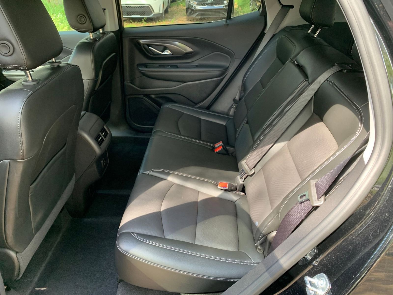 2024 GMC Terrain SLT 31
