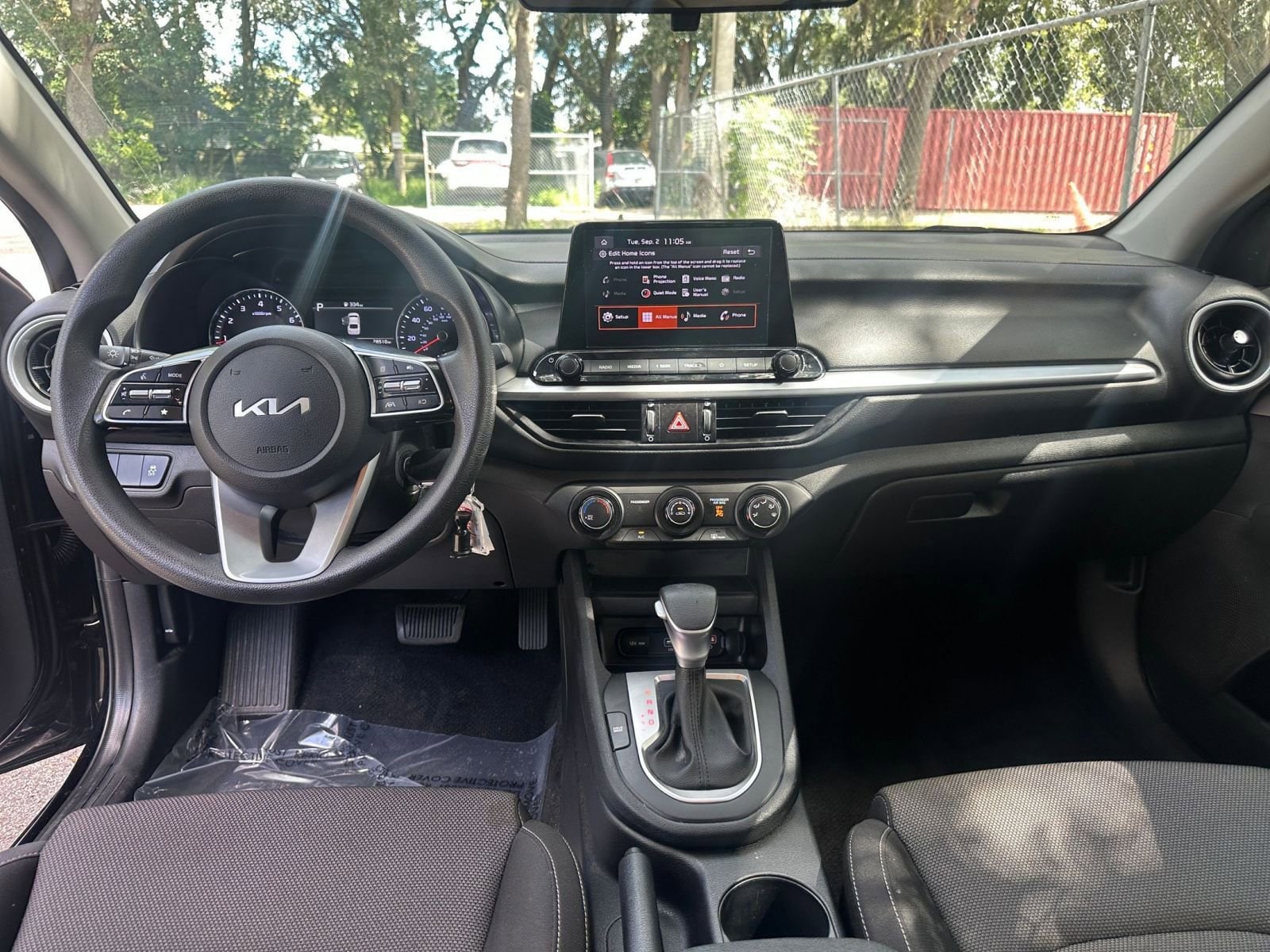 Thumbnail: 2024 Kia Forte - 27