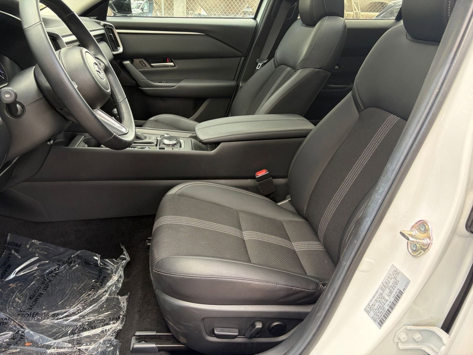 Thumbnail: 2025 Mazda CX-50 - 28