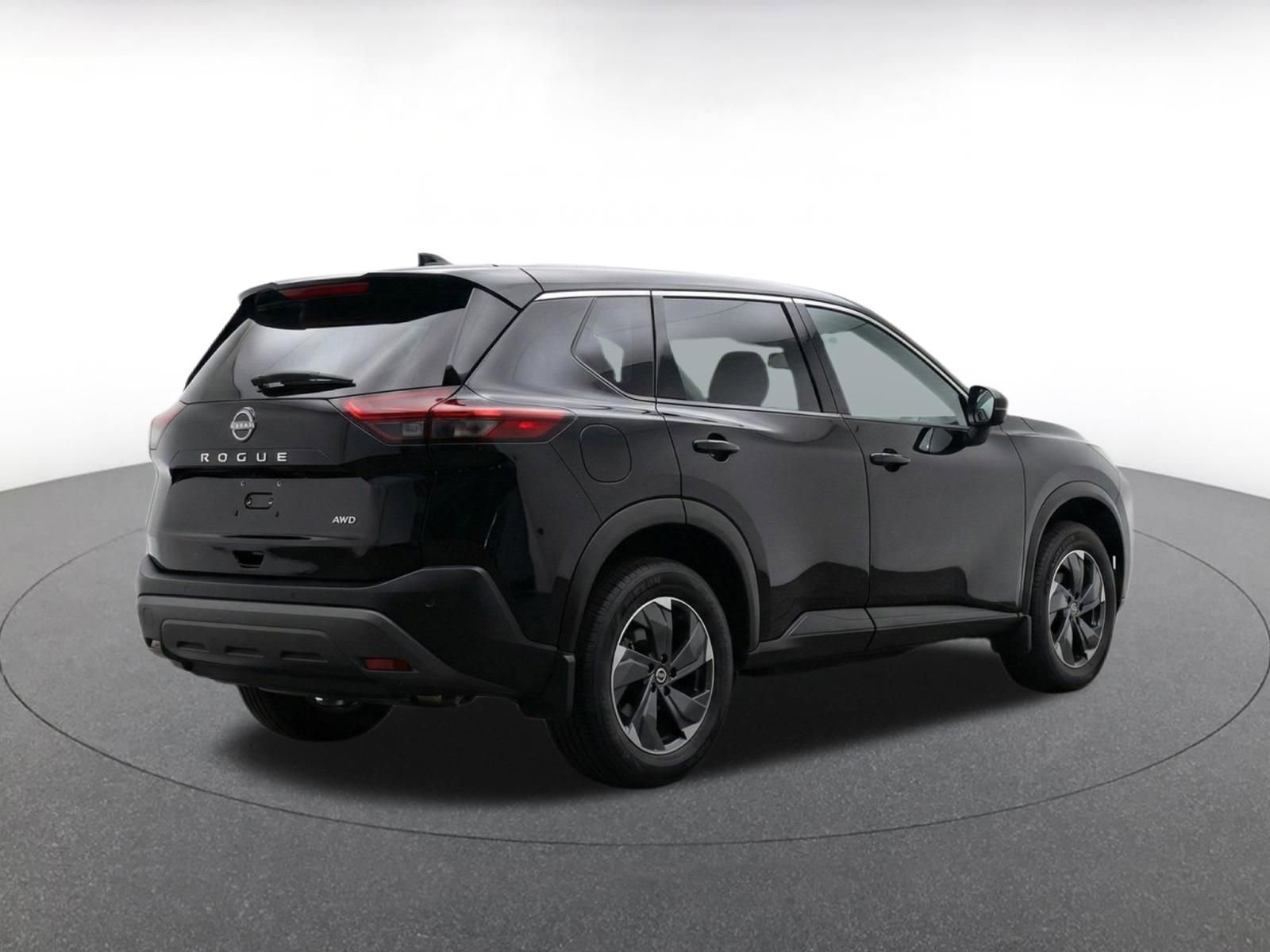 Thumbnail: 2025 Nissan Rogue - 9