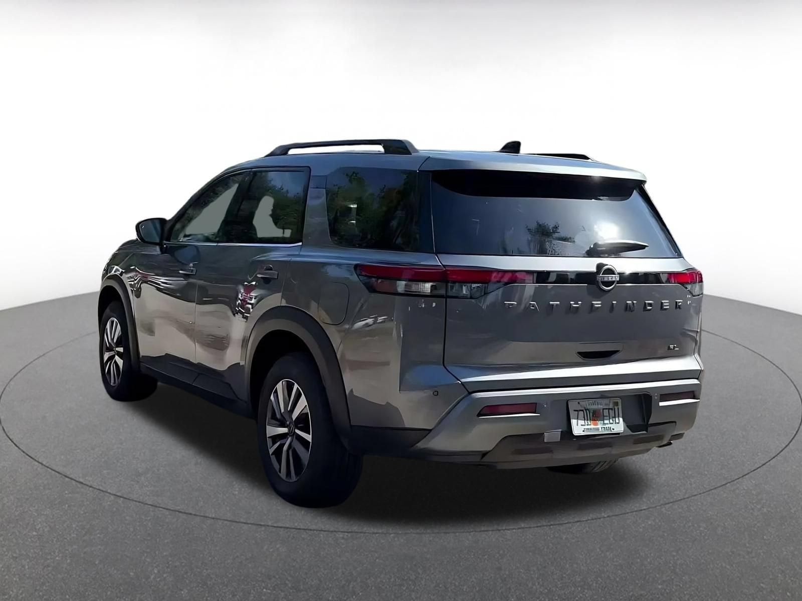 Thumbnail: 2026 Nissan Pathfinder - 9