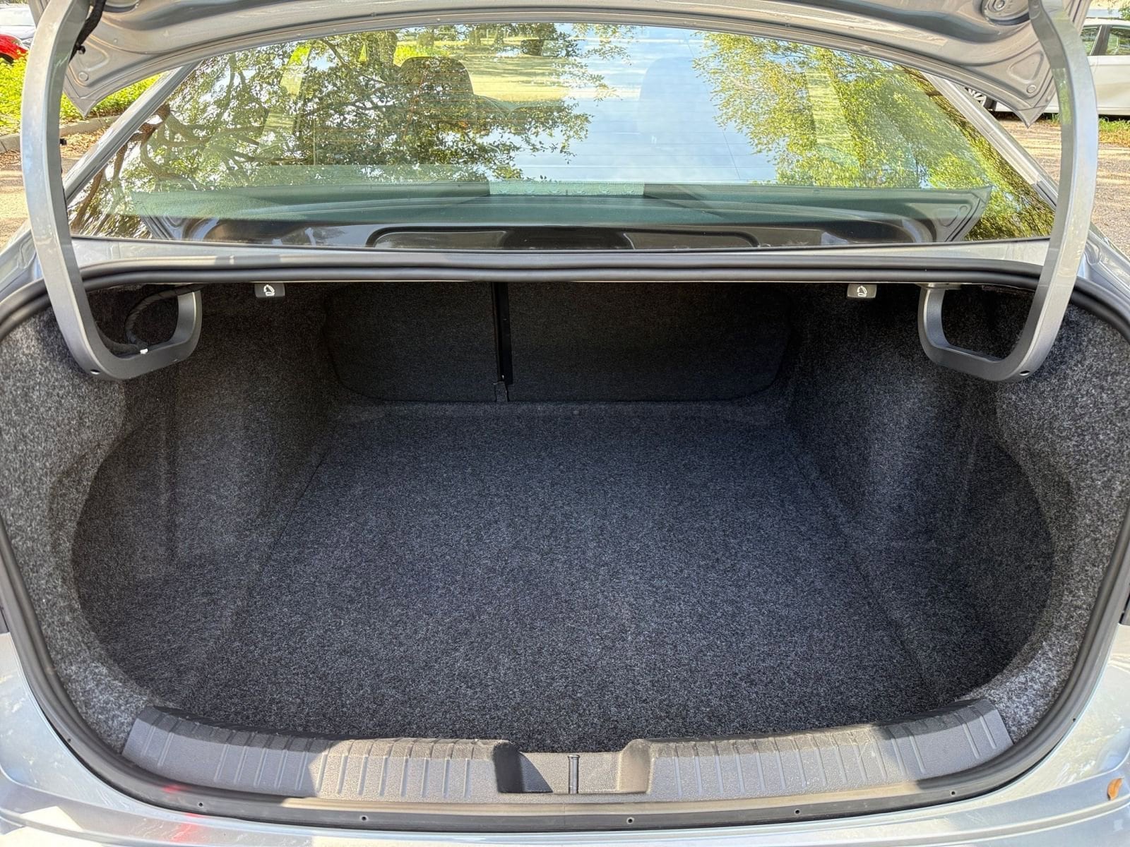 Thumbnail: 2025 Volkswagen Jetta - 24