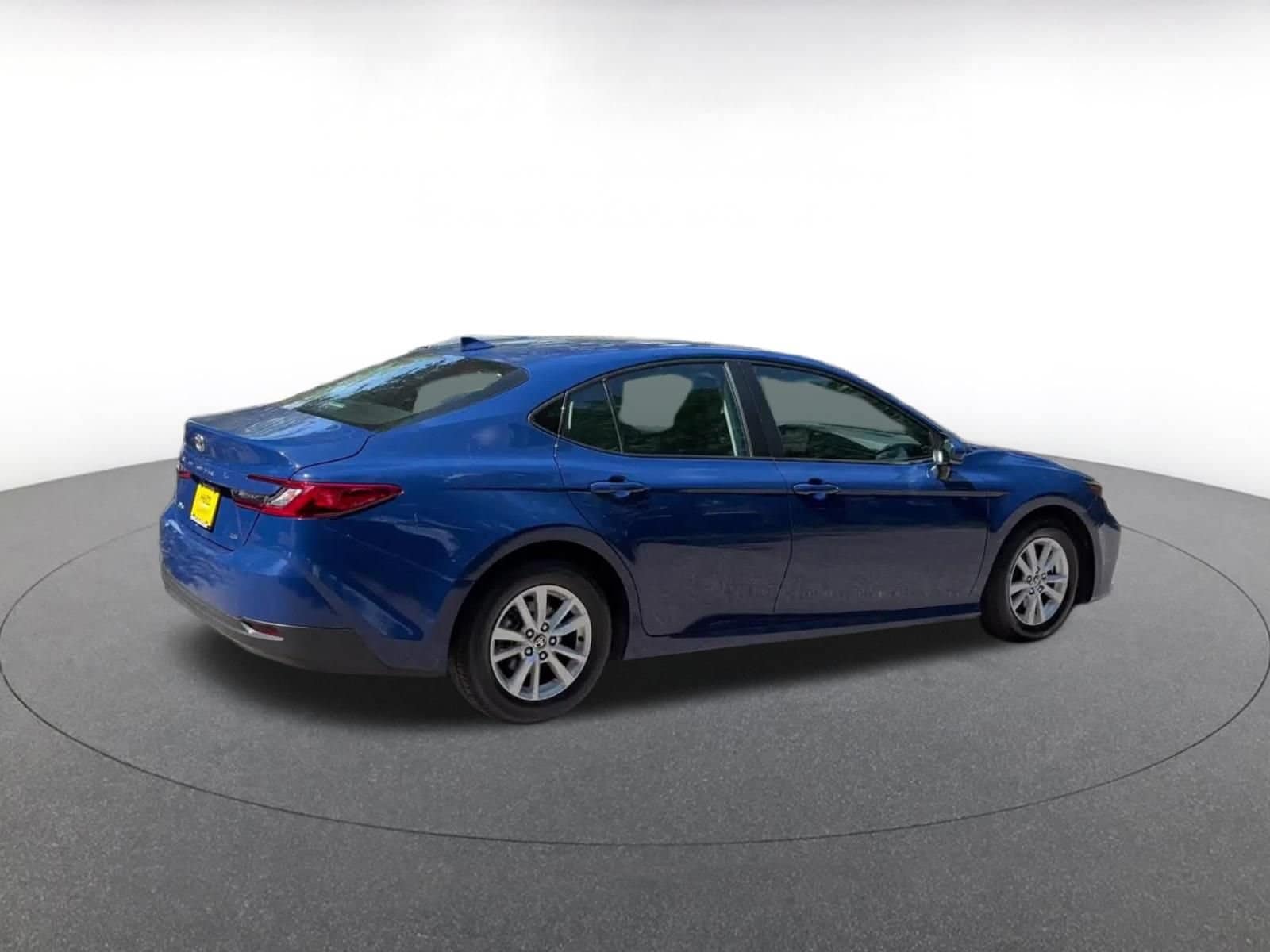Thumbnail: 2025 Toyota Camry - 22