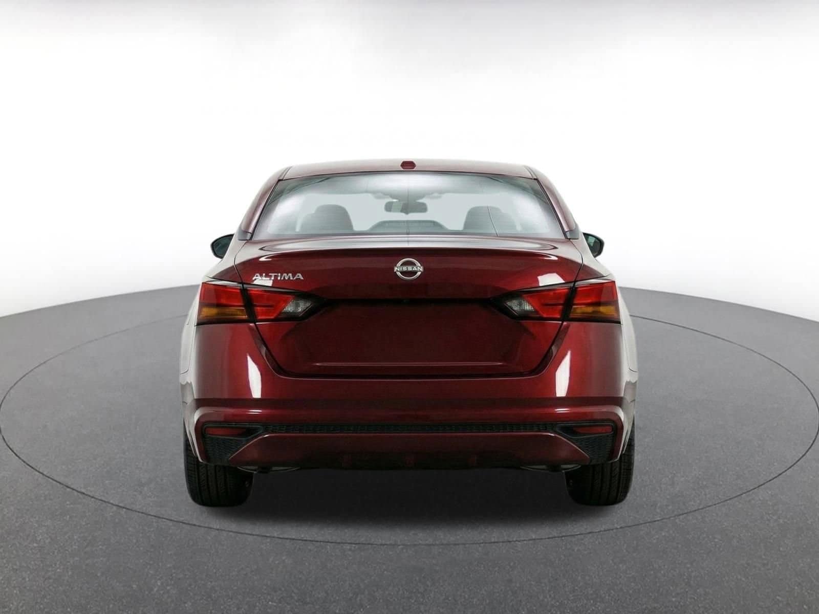 Thumbnail: 2025 Nissan Altima - 8