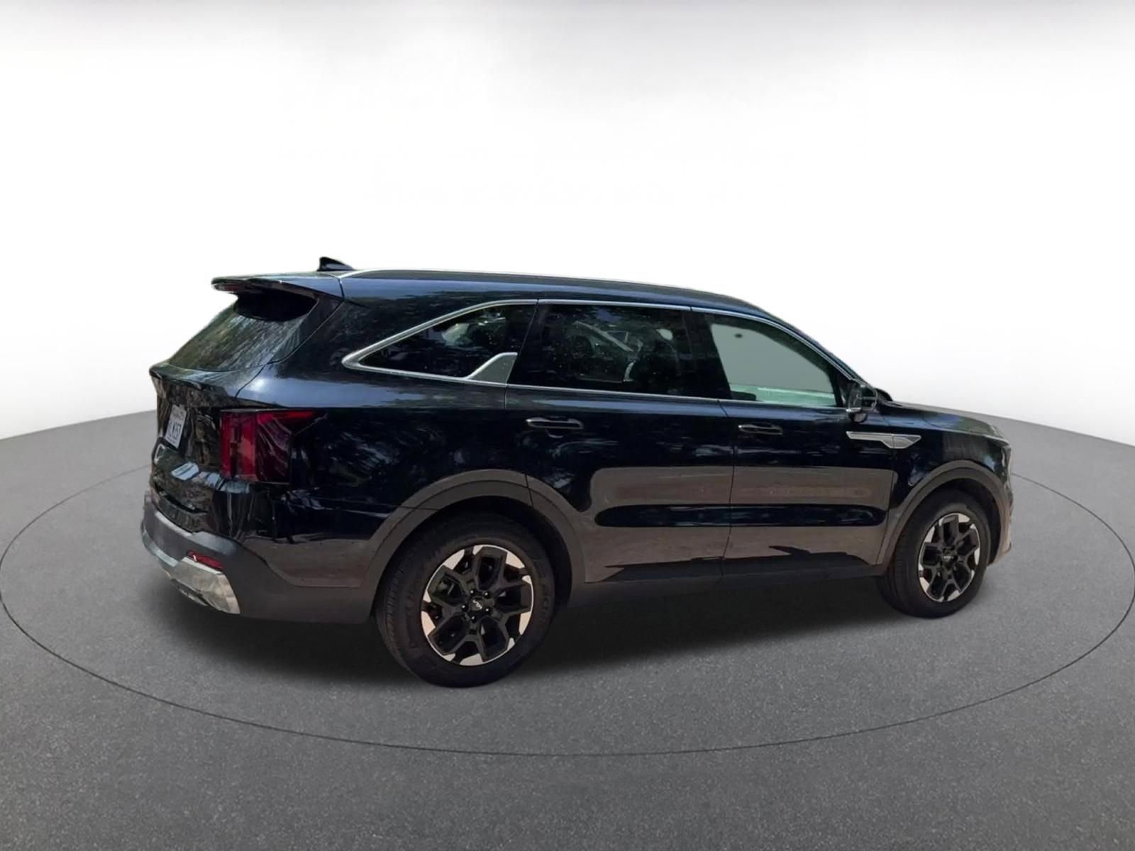 Thumbnail: 2024 Kia Sorento - 15