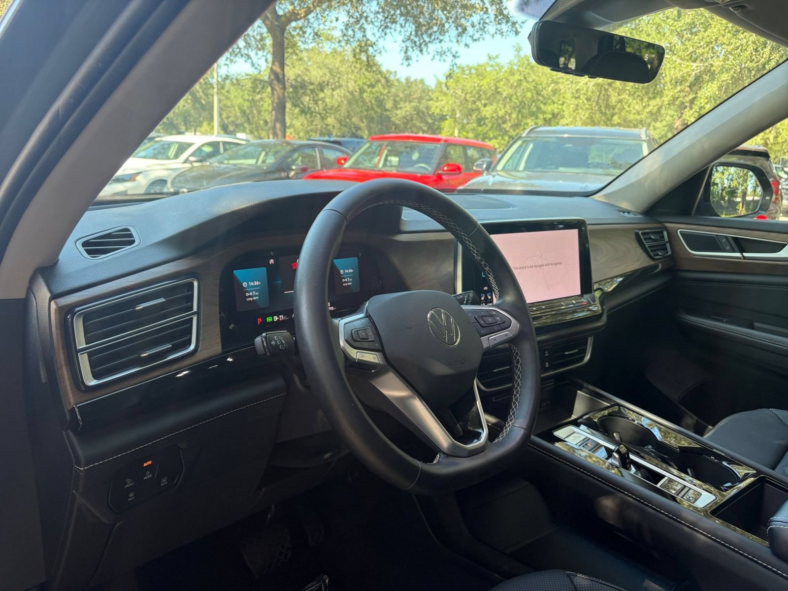 Thumbnail: 2026 Volkswagen Atlas - 32