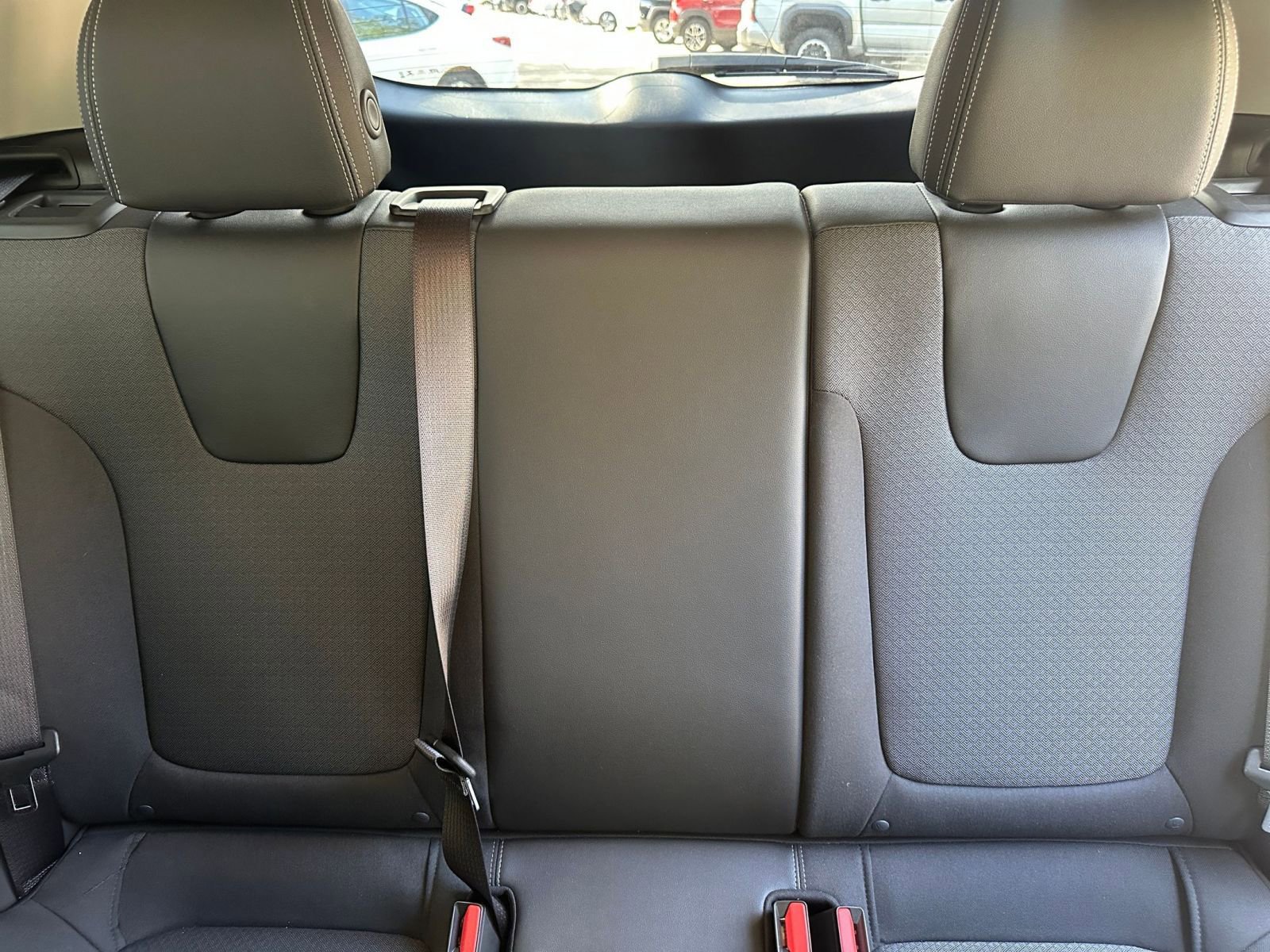 Thumbnail: 2025 Buick Encore GX - 32