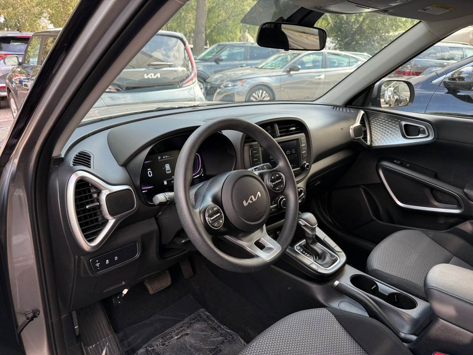 Thumbnail: 2025 Kia Soul - 31