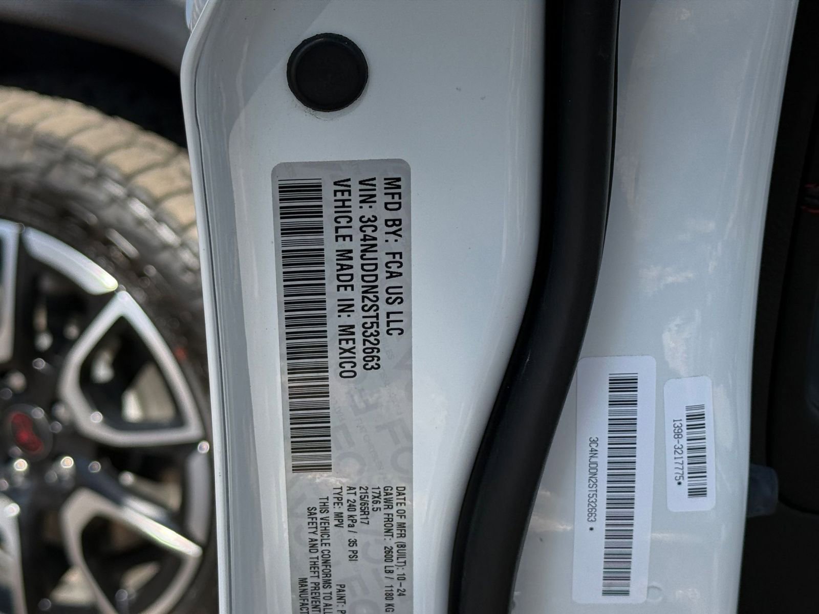 Thumbnail: 2025 Jeep Compass - 23