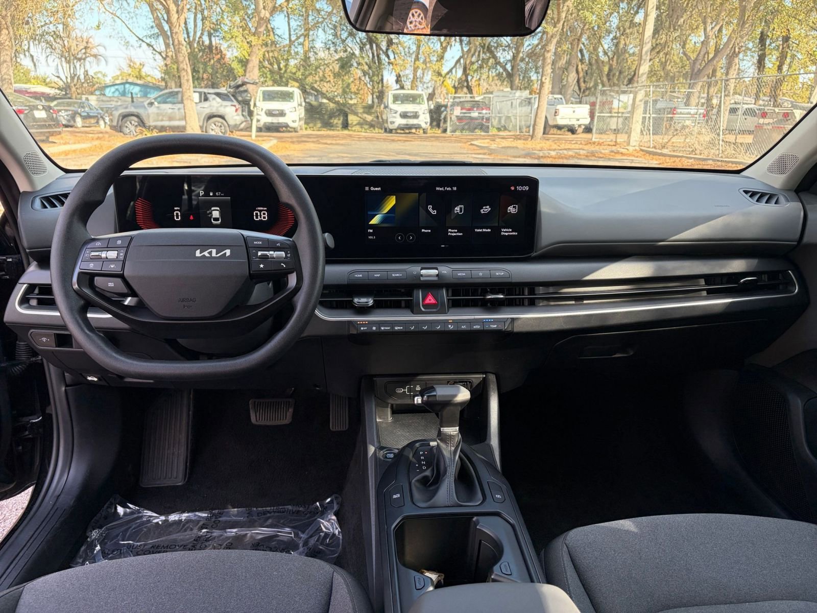 Thumbnail: 2025 Kia K4 - 29