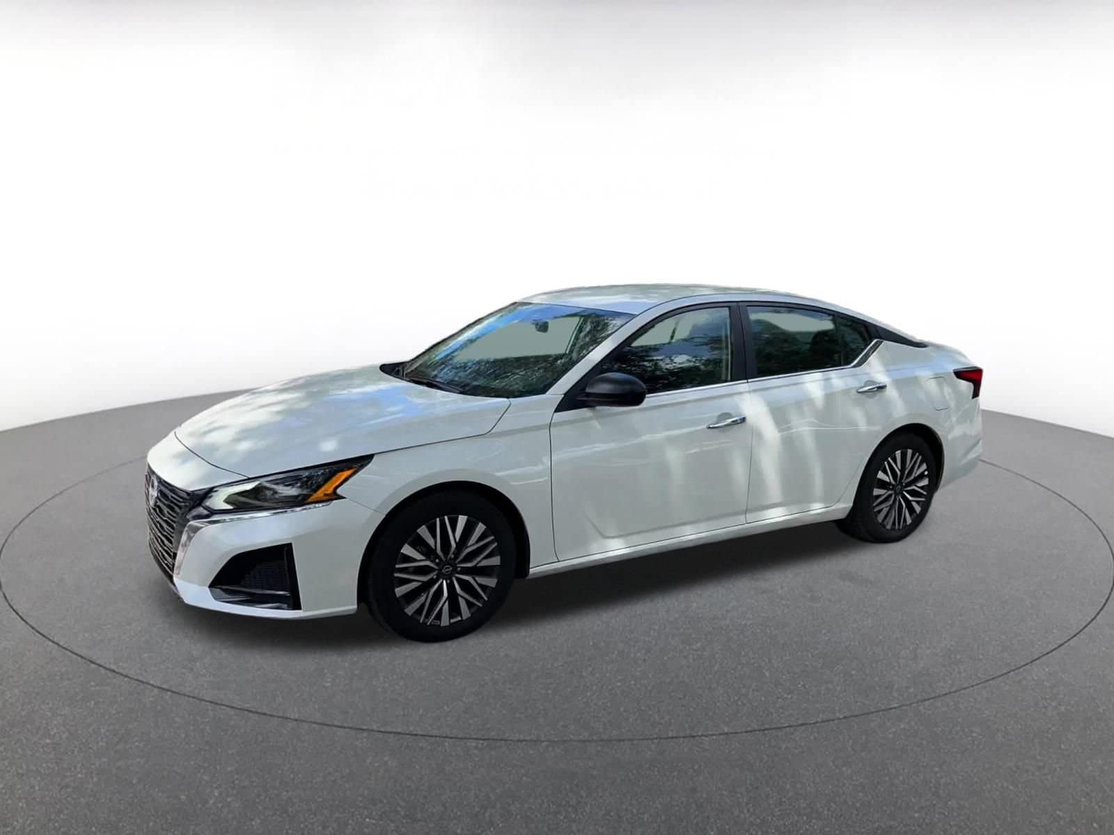 Thumbnail: 2024 Nissan Altima - 8