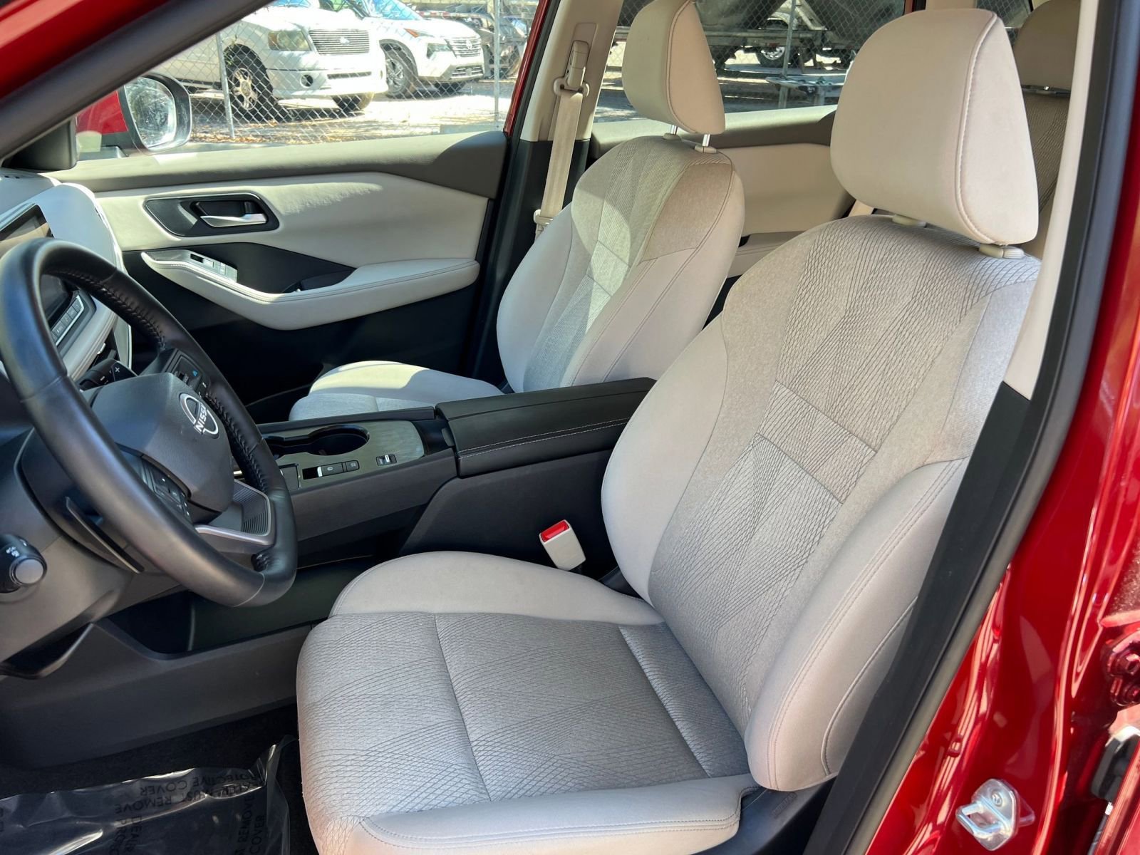 Thumbnail: 2025 Nissan Rogue - 33