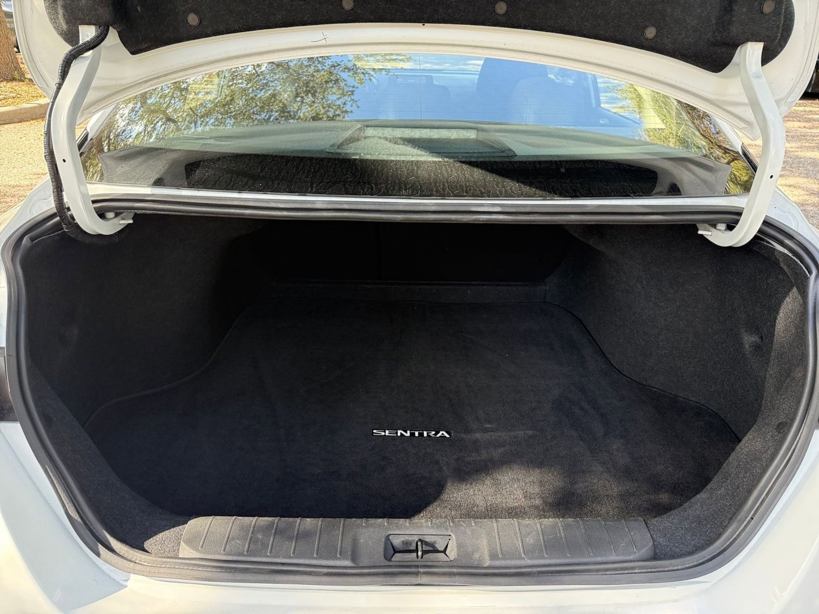 Thumbnail: 2025 Nissan Sentra - 28