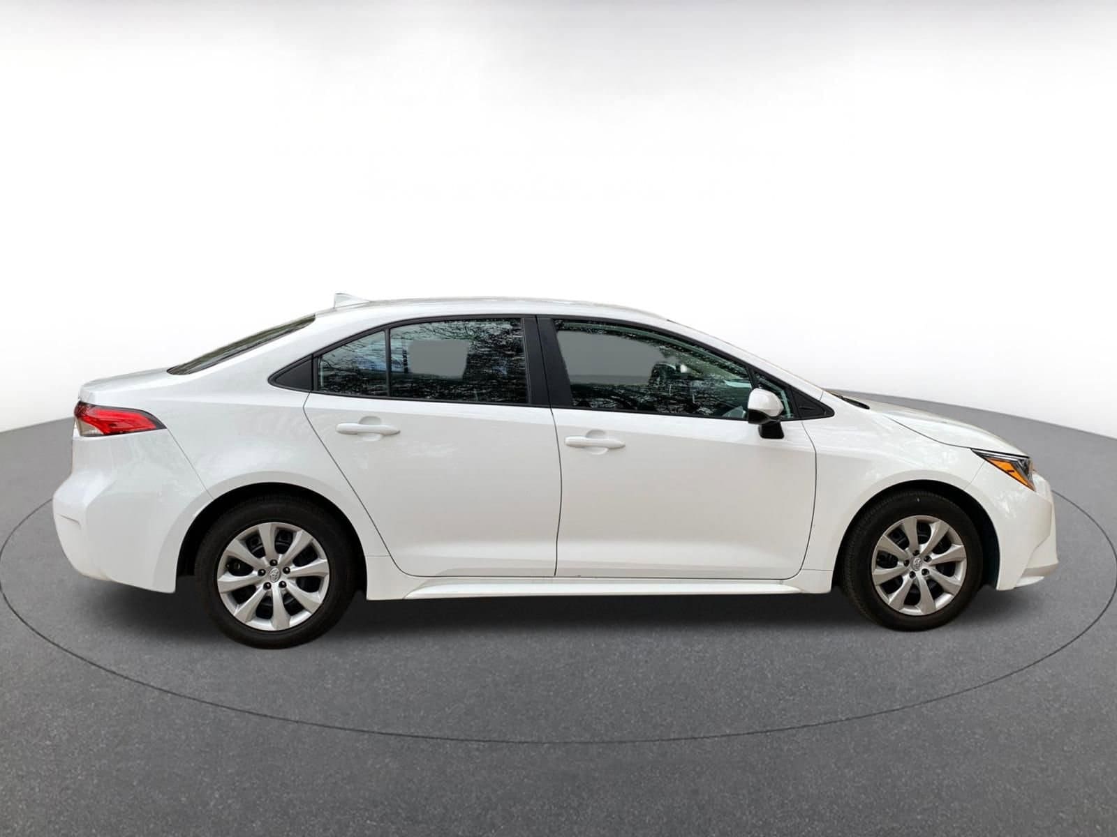 Thumbnail: 2025 Toyota Corolla - 8