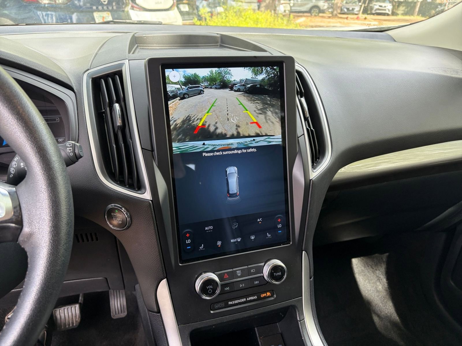 Thumbnail: 2024 Ford Edge - 17