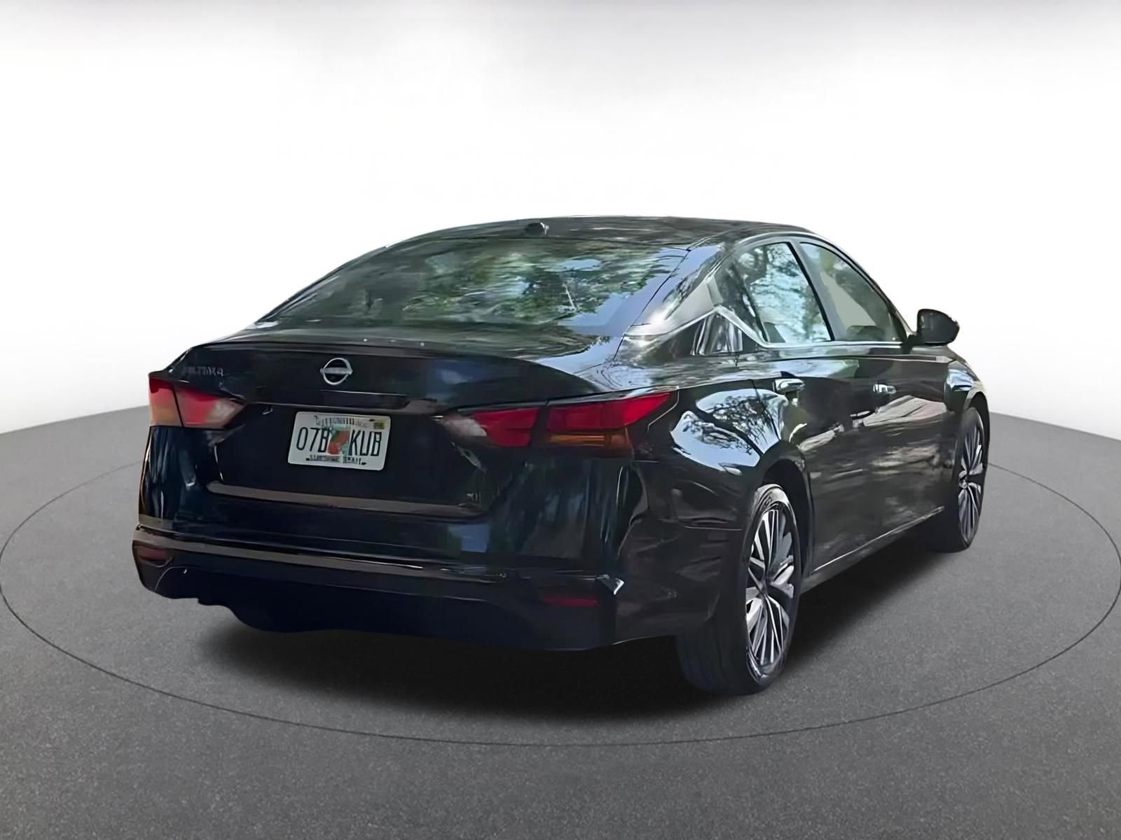 Thumbnail: 2025 Nissan Altima - 15