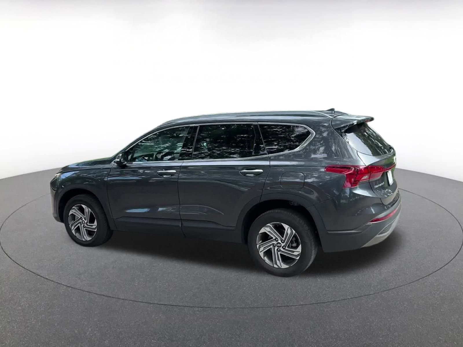 Thumbnail: 2023 Hyundai Santa Fe - 10