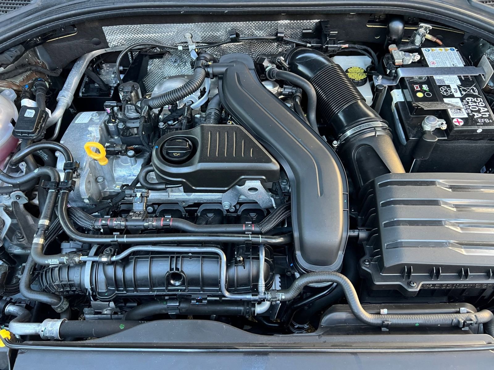 Thumbnail: 2025 Volkswagen Jetta - 25