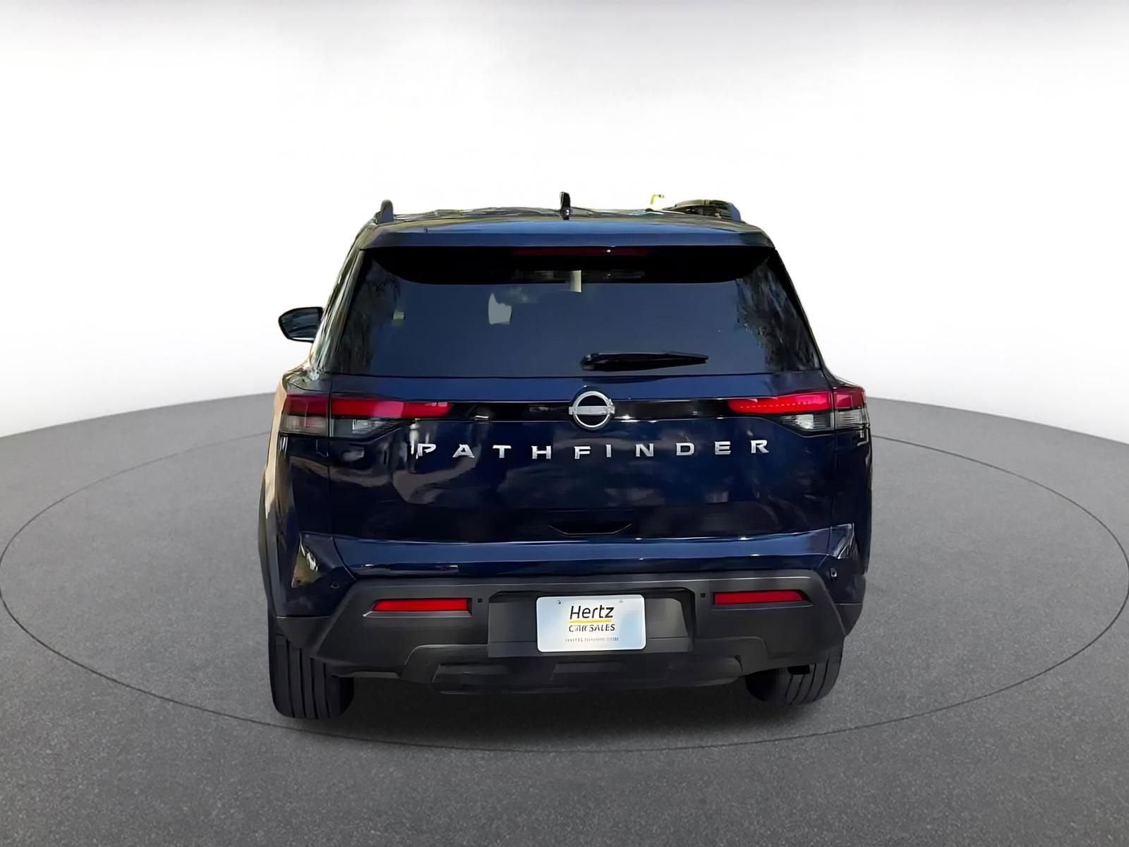 Thumbnail: 2025 Nissan Pathfinder - 12