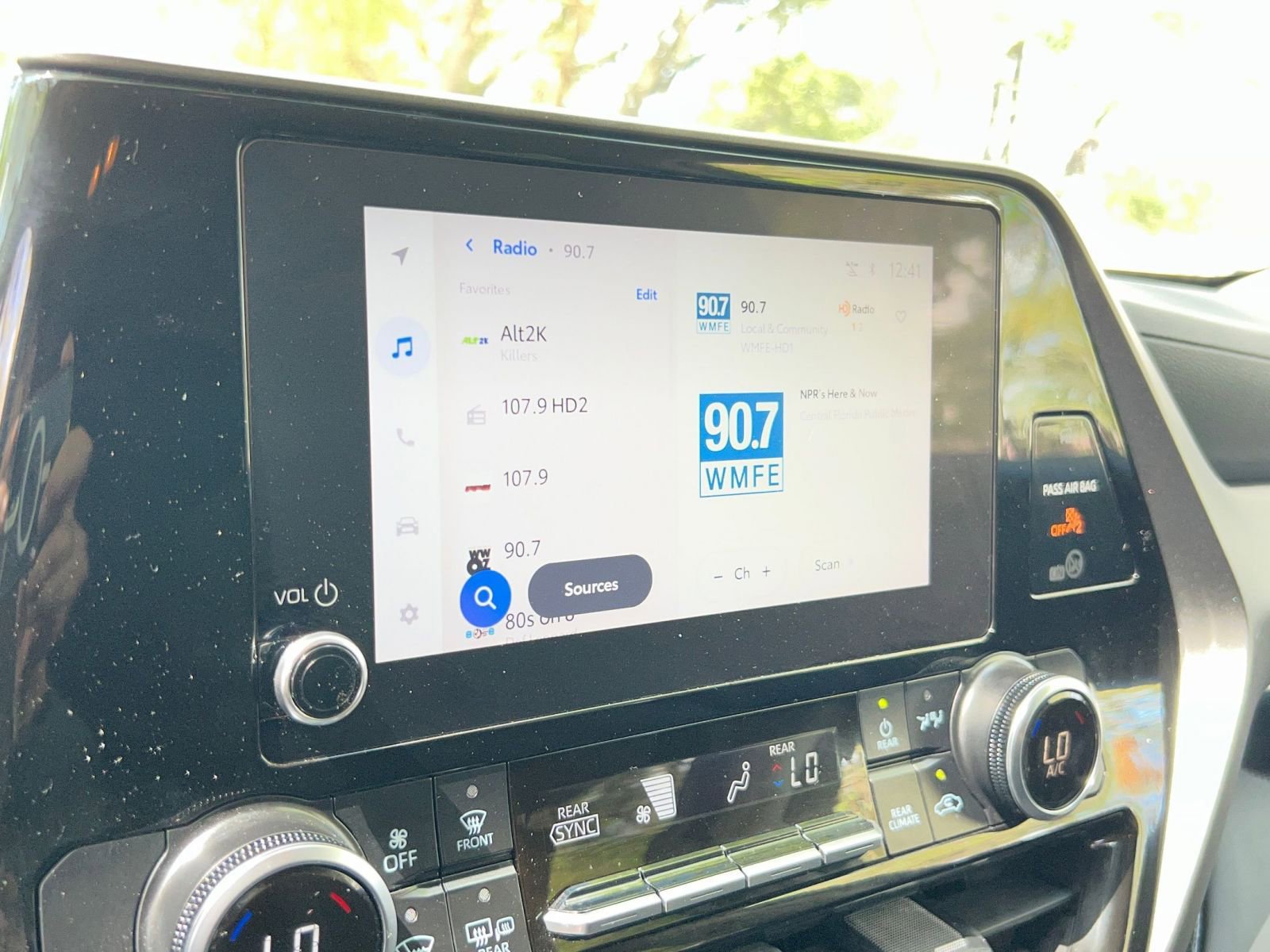 Thumbnail: 2025 Toyota Highlander - 21