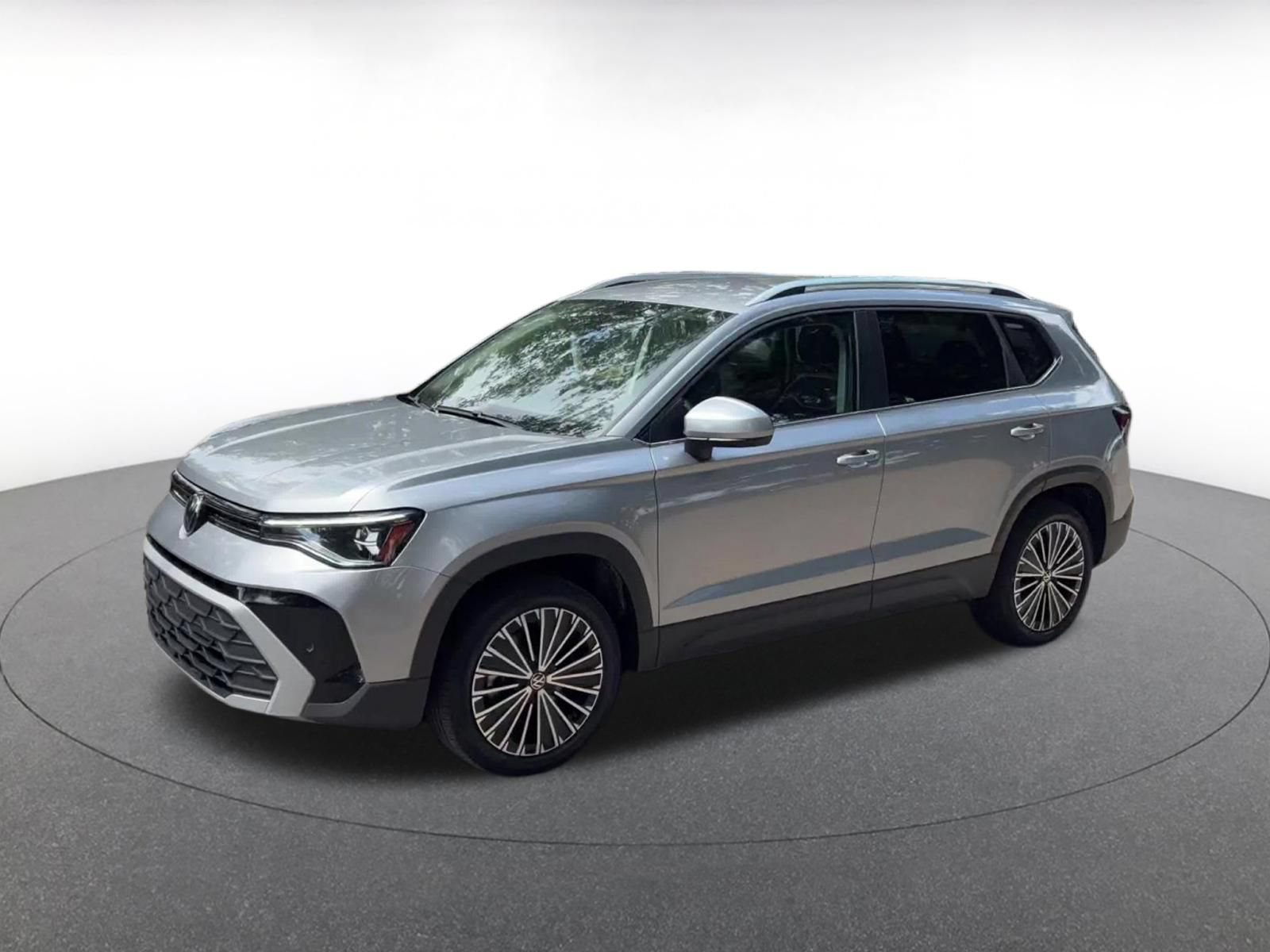 Thumbnail: 2025 Volkswagen Taos - 7