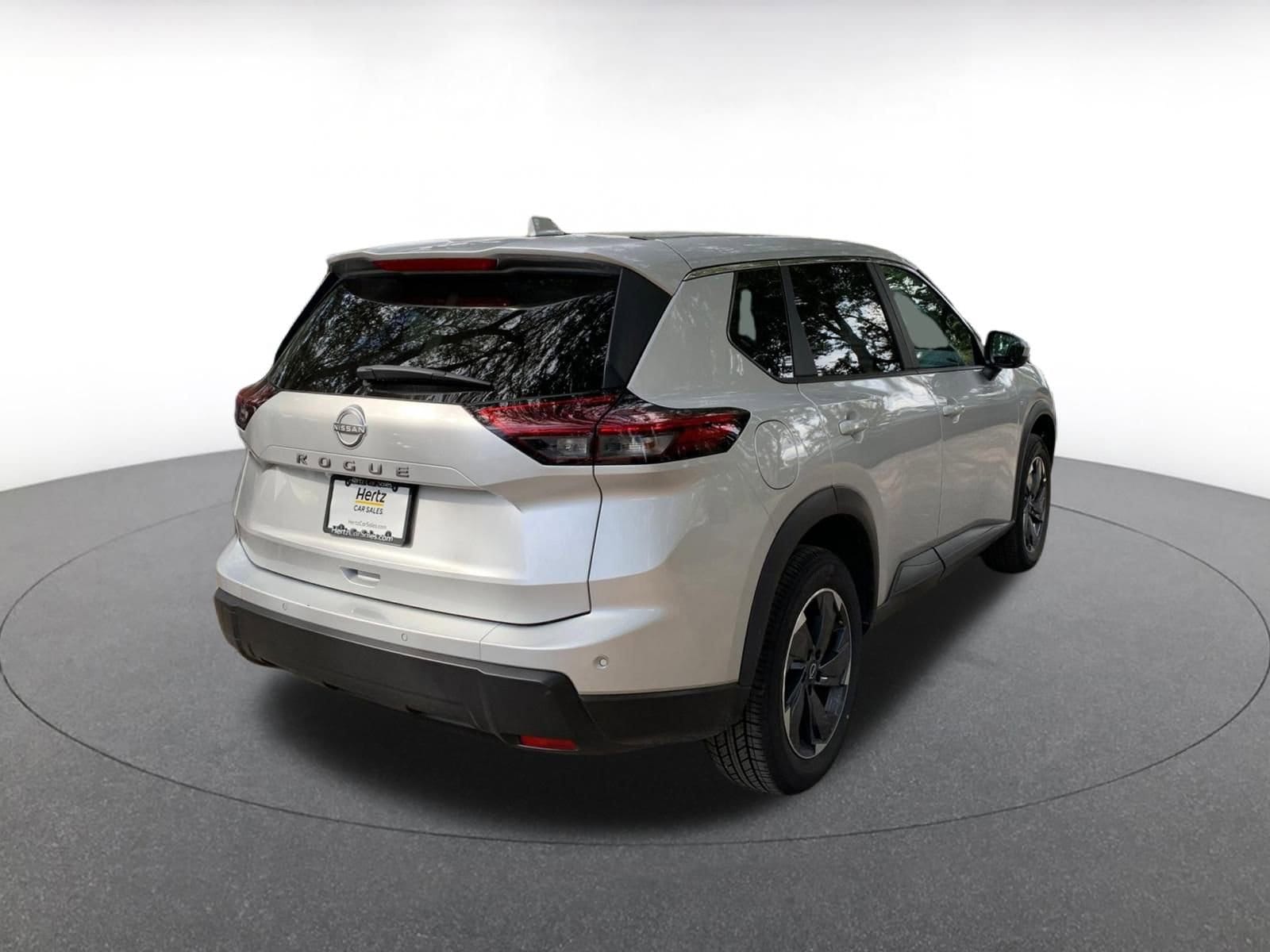 Thumbnail: 2025 Nissan Rogue - 7