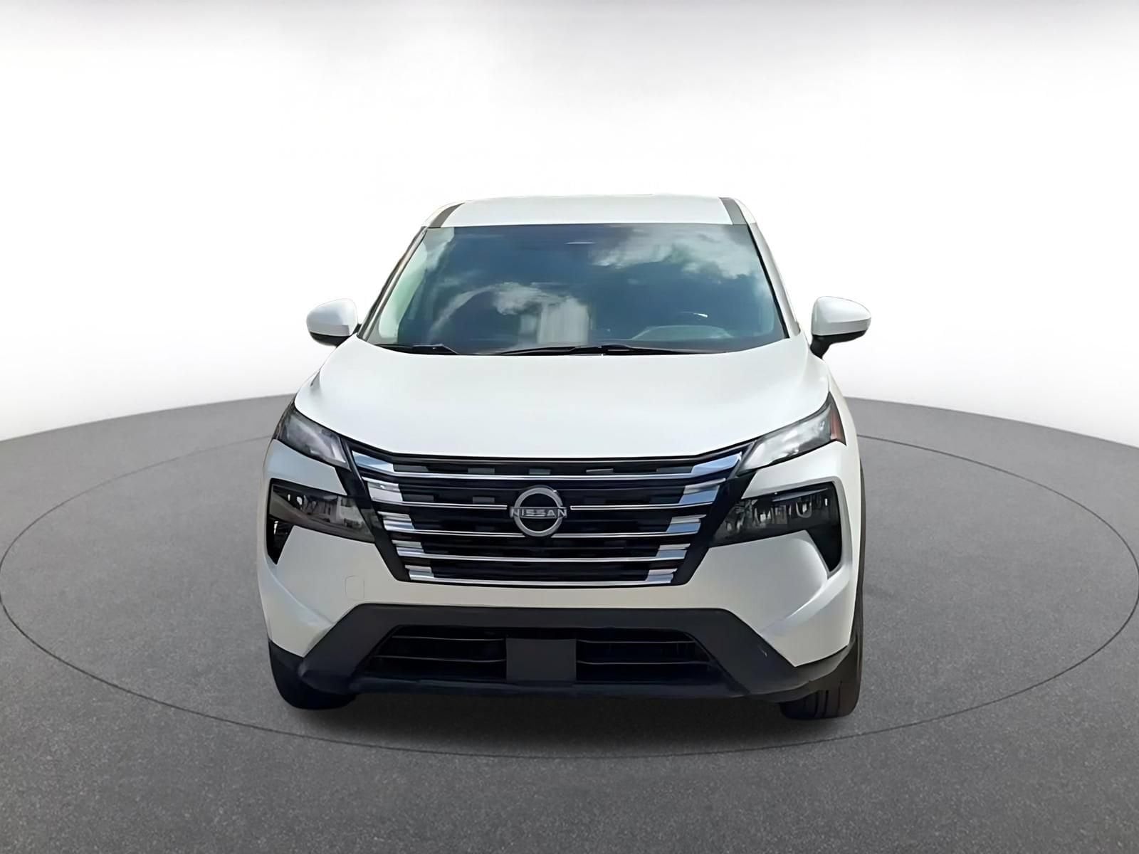 Thumbnail: 2025 Nissan Rogue - 4